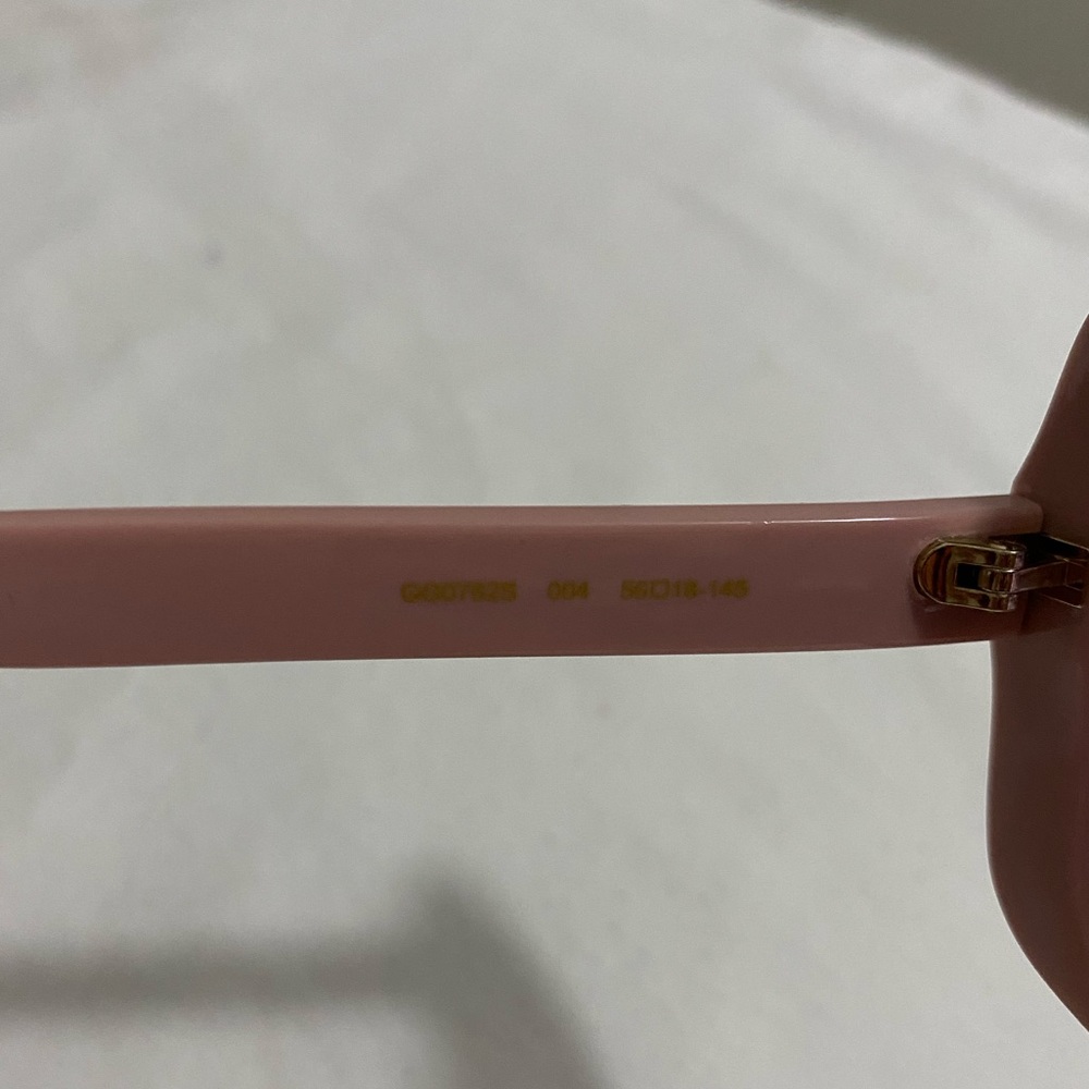 ⚡️⚡️GUCCI⚡️⚡️Authentic Lines 56MM Rectangular Pink Sunglasses MSRP$285 - Picture 6 of 8